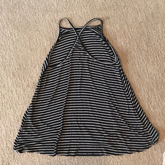 Old Navy tank - Picture 5 of 5